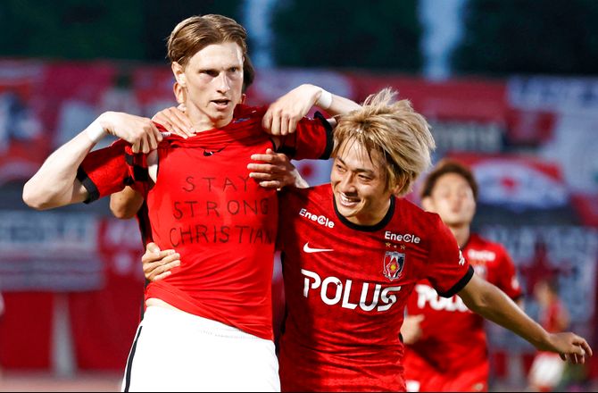 Liga Pokal -Junker scorede i vildt Urawa-avancement