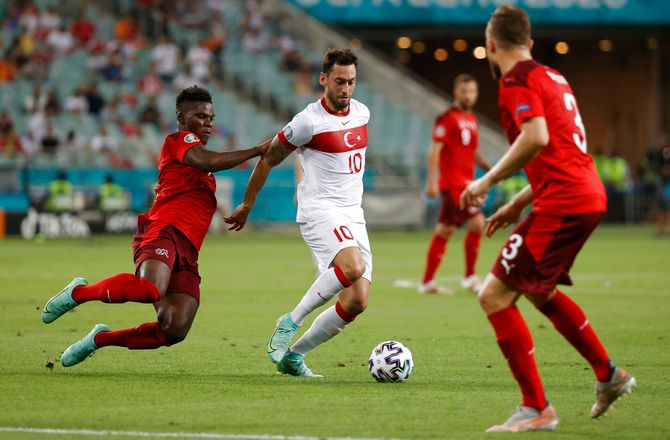 VM kval. UEFA -Calhanoglu misser Spanien-kamp