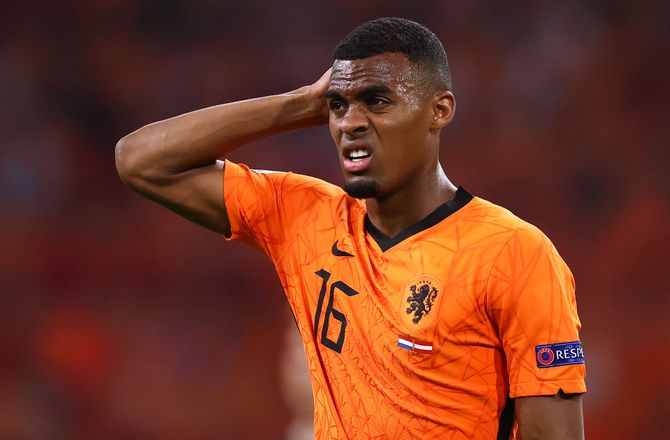 VM -Van Gaal vrager Bayern-midt: Her er Hollands VM-trup