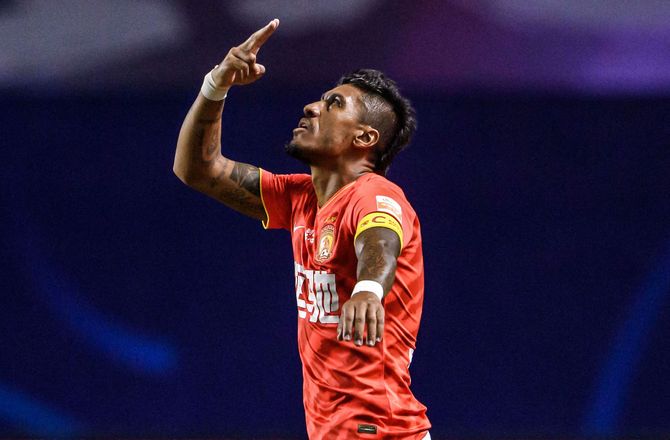International -Brasilianer vil tilbage til Barcelona