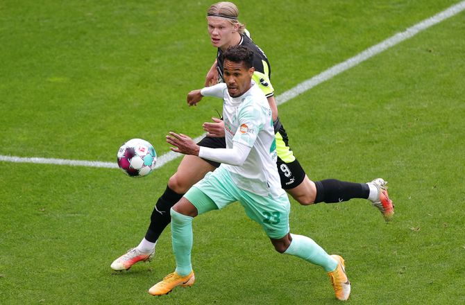 International -Efter ni år i Bremen: Selassie vender hjem