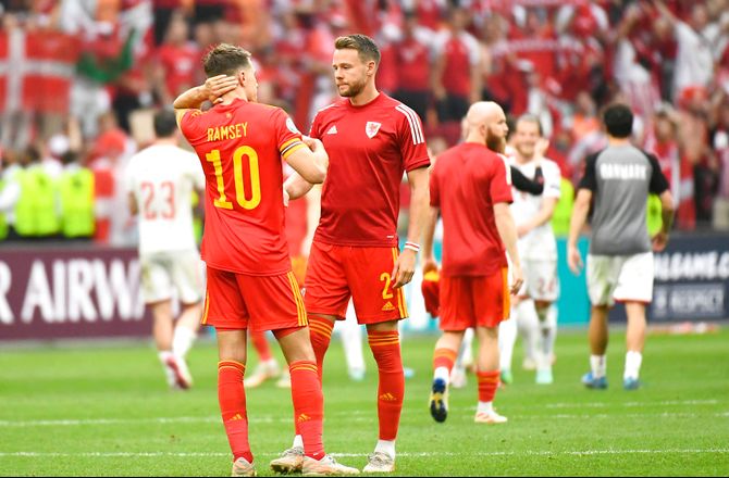 EM -Rasende Wales-back om EM-setup: En joke