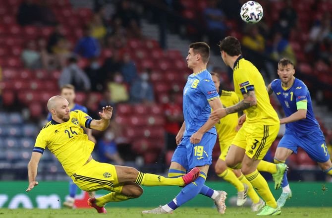 UEFA Nations League B -Svensk forsvarer stopper på landsholdet