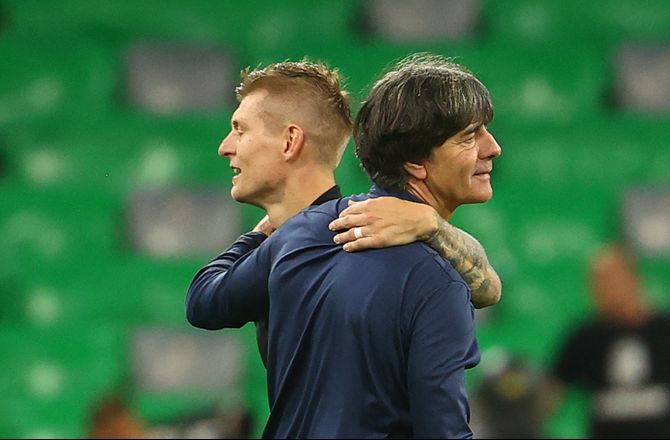 Super Lig -Medie: Löw forhandler med Fenerbahce