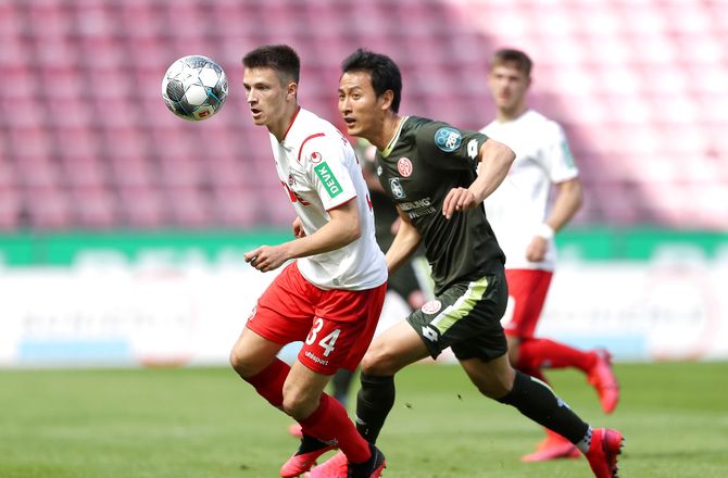 Mainz 05 -Svenssons Mainz sælger Bundesliga-veteran
