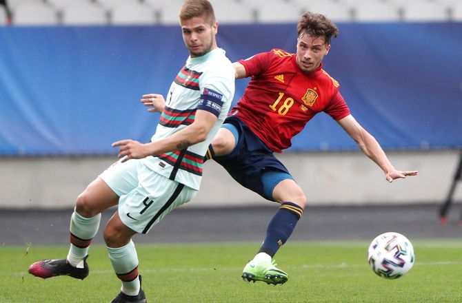 La Liga -Espanyol forlænger med 23-årig kantspiller