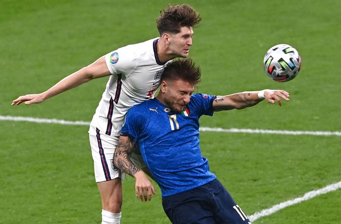 EM -EM-bold: Decideret skuffet over England