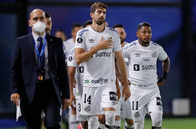 International -Fenerbahce handler brasilianer hos Marseille