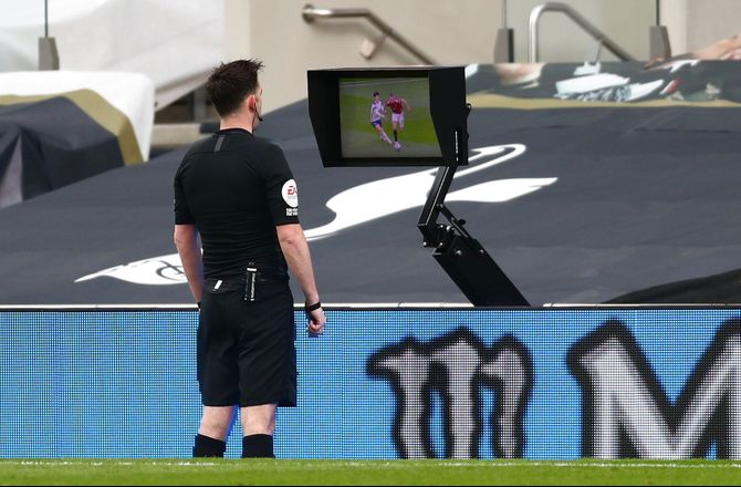 VM -VAR indføres i de resterende VM-kvalkampe 