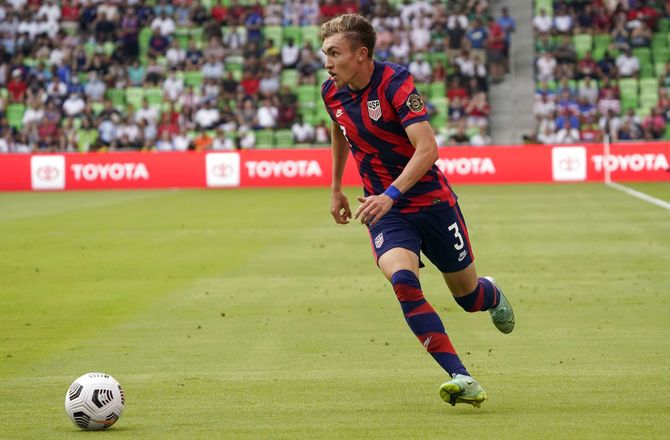 International -Priske og co. shopper venstreback fra MLS