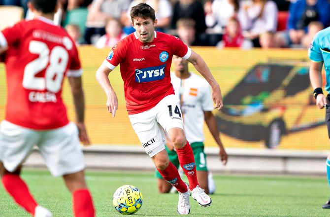 3F  Superliga -Mark Brink tæt på FC Nordsjælland