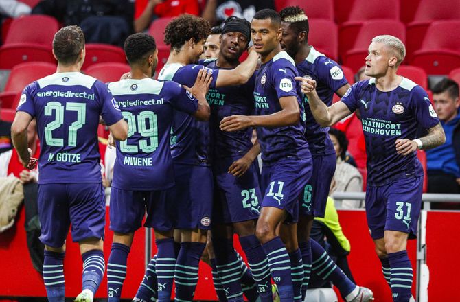 Super Cup -PSV ydmygede Ajax og tog Super Cup-titlen