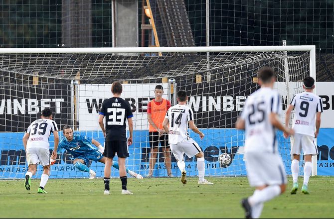 Conference League -Plovdiv-træner før FCK: Vi skal spille frit