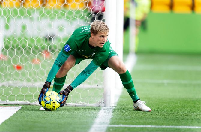 Æresdivisionen -AZ Alkmaar hæver buddet på FCN-profil