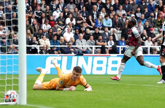 Premier League -Seks mål i actionfyldt West Ham-comeback