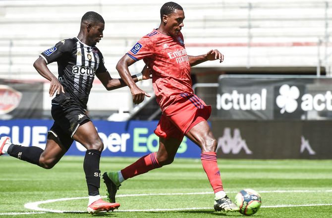 Ligue 1 -Efter ballade: Lyon degraderer brasilianer