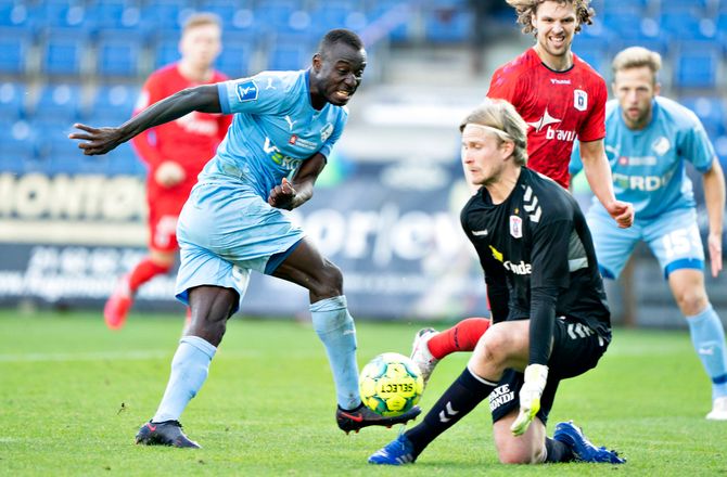 Besta Deildin -William Eskelinen har fremtiden på plads