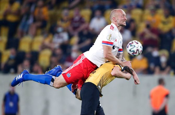 2. Bundesliga -HSV ophæver med utilfreds forsvarer