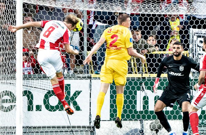 3F Superliga -Ny FCN-keeper: Mister kontrollen i kampen