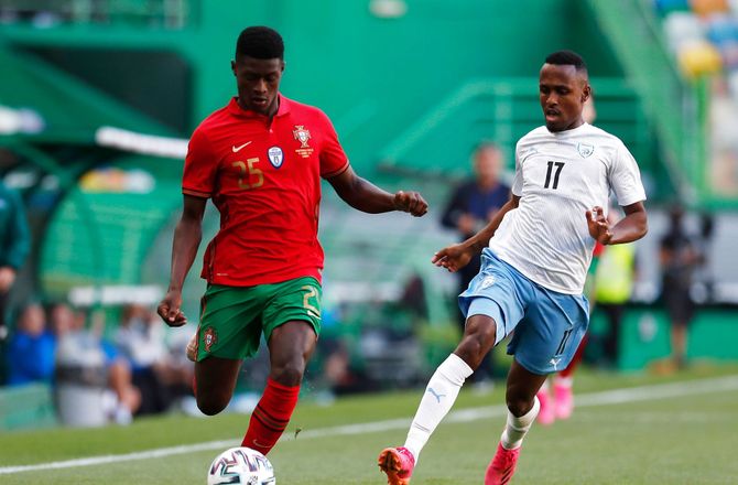 International -PSG fortsætter: Lejer portugisisk stortalent