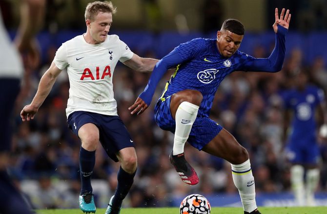 International -Chelsea hjemkalder og genudlejer talent