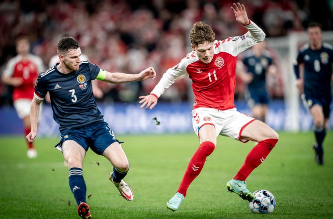 VM -Skov Olsen fik røffel af Kjær: Sådan er det