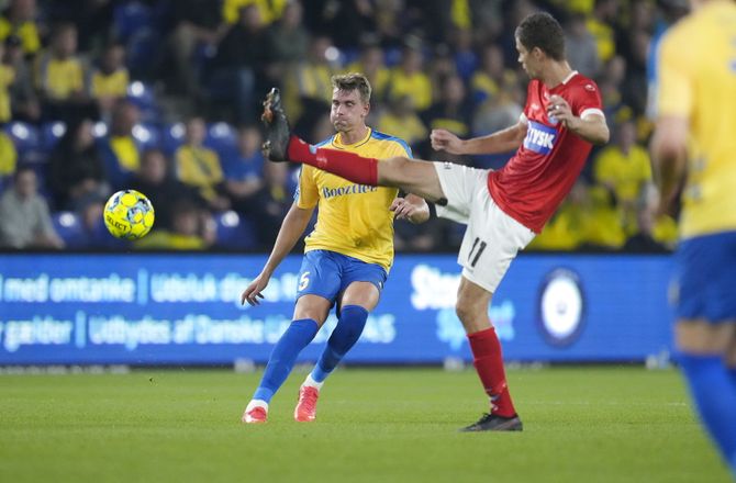 3F Superliga -Helenius græd ved AGF-exit: Var helt færdig