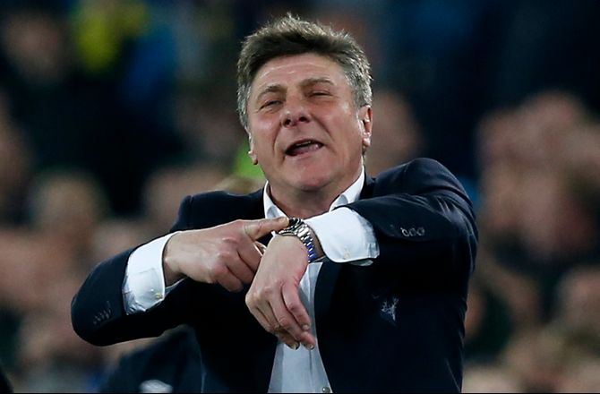 Italien -Mazzarri: Dommer-skade ødelagde vores flow