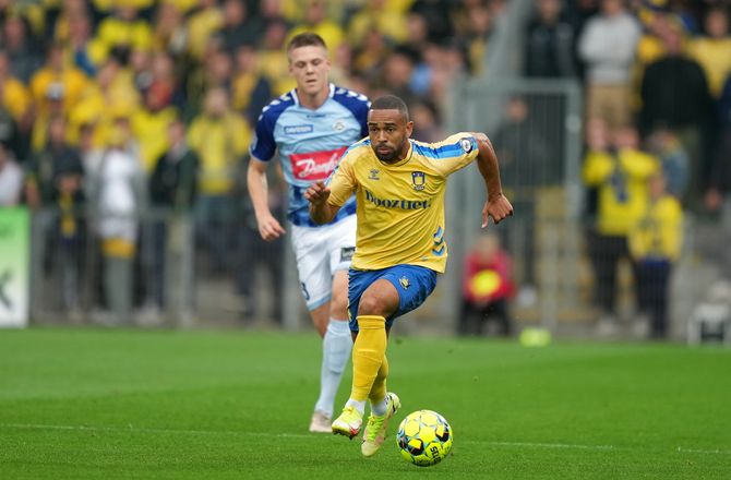 3F Superliga -Mensah: Mangler det sidste hele vejen rundt