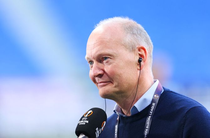 3F Superliga -TÆT PÅ: Esbjerg-trup gik i byen - Niels F. vidste intet