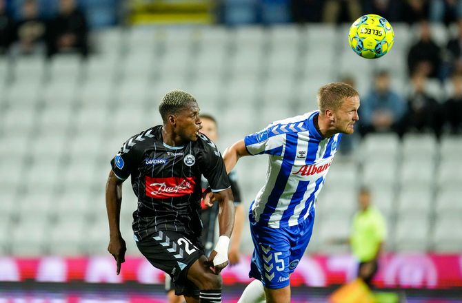 International -Medie: Kasper Larsen taler med Fehervar i Ungarn