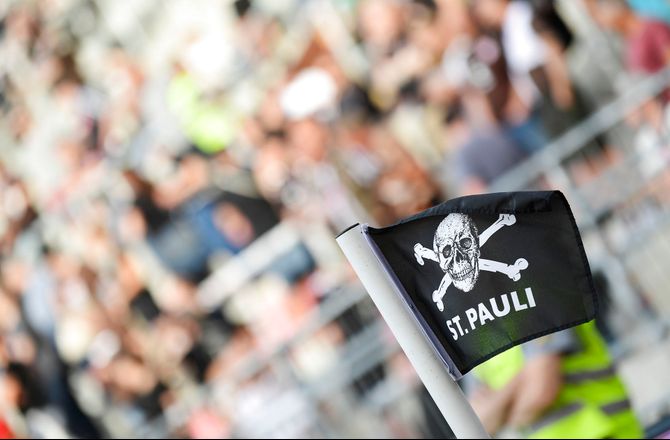 2. Bundesliga -Topholdet St. Pauli forlænger med træneren