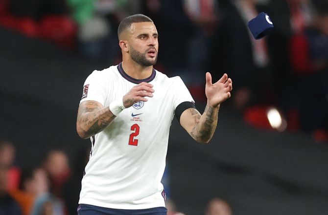 VM -FIFA frifinder polak for racisme mod Walker