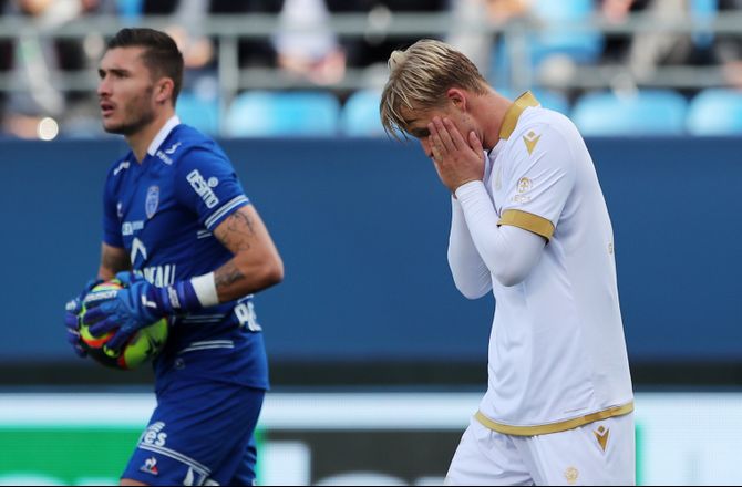 Ligue 1 -Dolberg i græsset i Nice-nederlag til bundhold