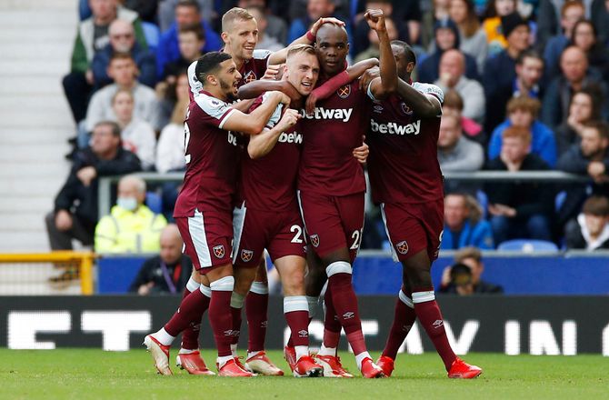 Premier League -Rutineret West Ham-stopper tager et år ekstra