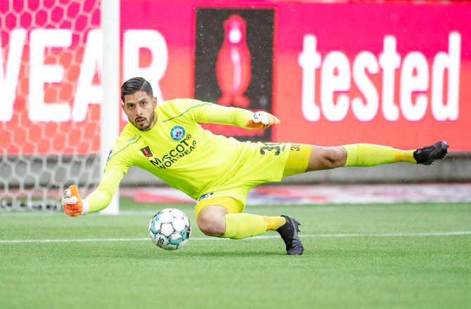 Jupiler Pro League -Romo ramt af fyrværkeri efter Kaba-frelser