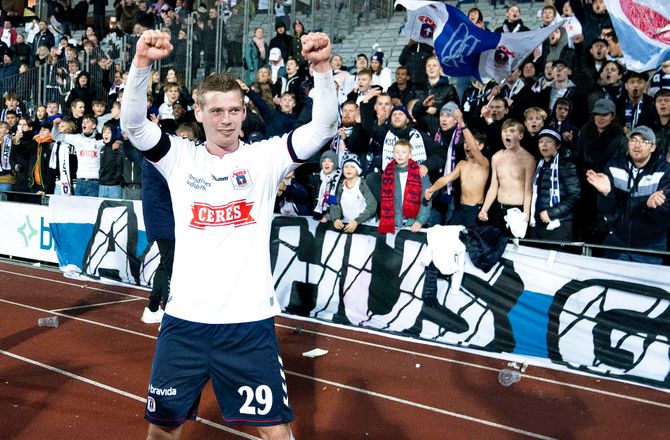 3F Superliga -Brandhof forlader AGF: Positiv udvikling i min tid 