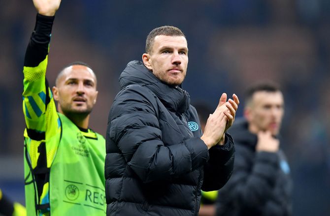 Serie A -Edin Dzeko blandt tre smittede i Inter