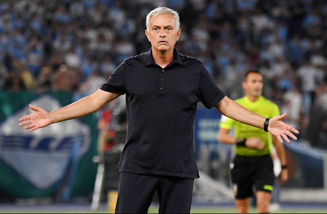 Serie A -Video: Mourinho holder sit løfte om dyre sko