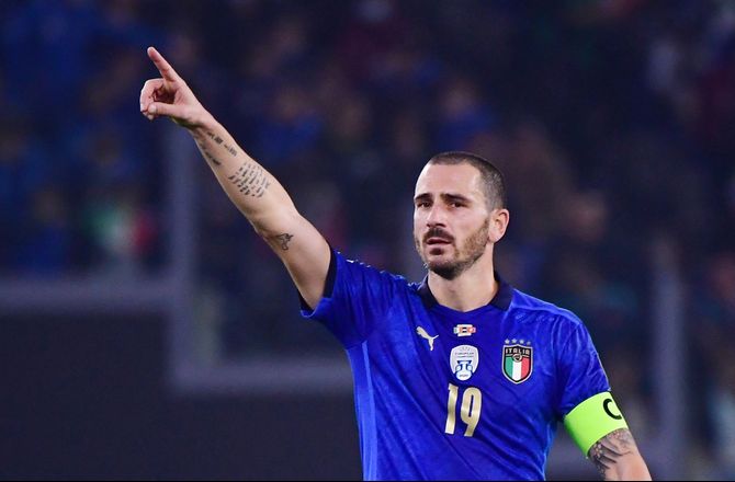 International -Bonucci lander nyt job: Skal være assistent
