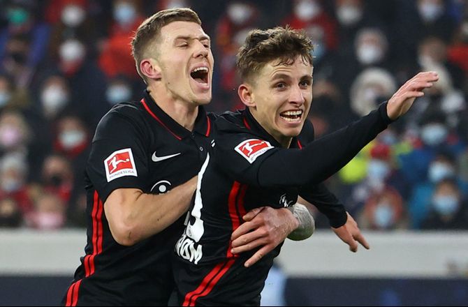 Bundesliga -Jesper Lindstrøm smittet med corona