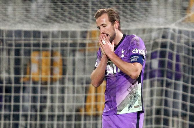 Conference League -Tottenham led dyrt nederlag i sidste sekund