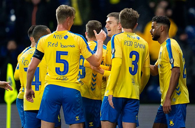 International -Medie: Brøndby interesseret i Alaves-back
