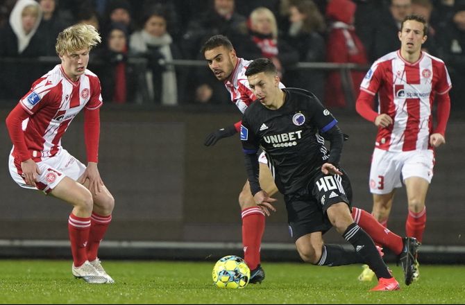 3F Superliga -Roony scorer for FCK og skriver SL-historie