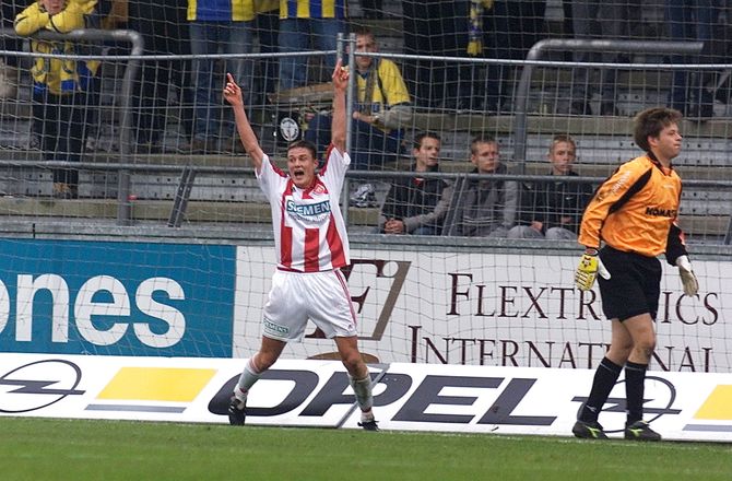 International -På prøve i Arsenal - endte som AaB-ikon
