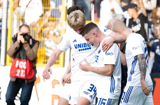 3F Superliga -FCK-back tror på guld: Vi er den største klub