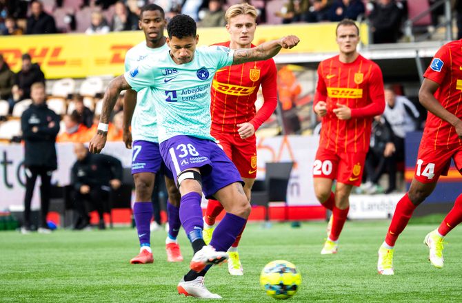 3F Superliga -Paulinho hjælper Marrony: Skal lære engelsk og forstå FCM-kulturen