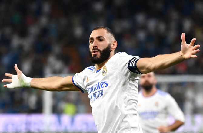 La Liga -Vilde Benzema og Real udbyggede forspringet 