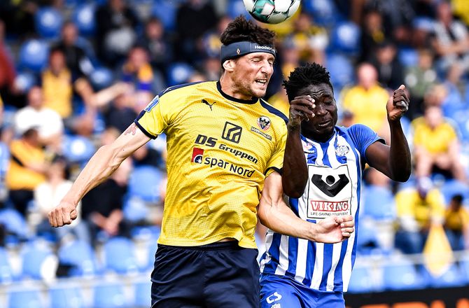 International -Serie-stjerner: 'Forstår, folk synes, jeg er idiot'