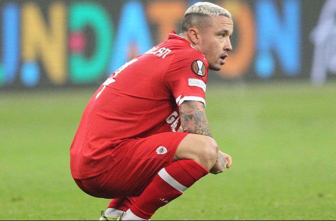 Lokeren -Radja Nainggolan vender hjem til Belgien